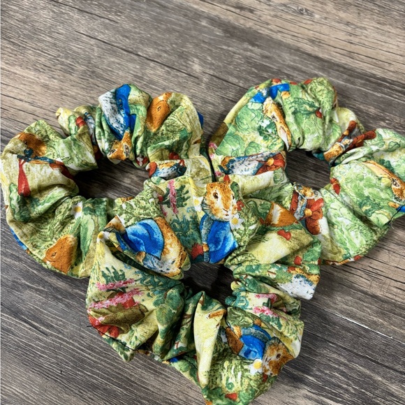 Colorful Peter Rabbit Scrunchies - Picture 2 of 2